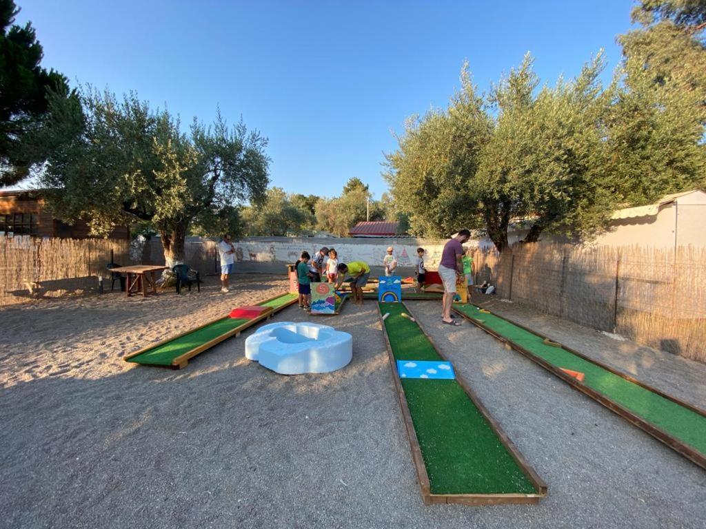 Hotel Nisi Glamping Paralía Rachon Exterior foto