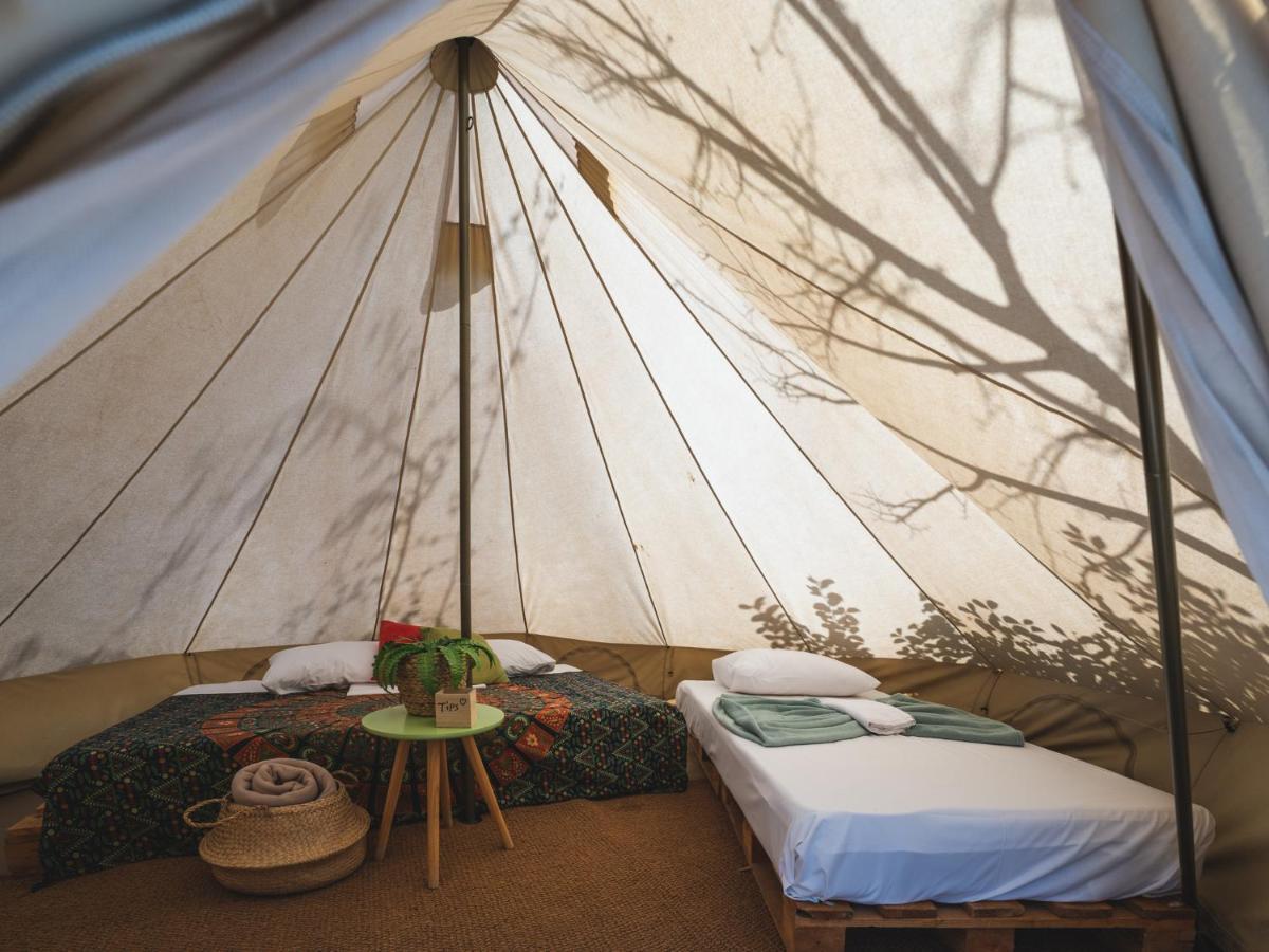 Hotel Nisi Glamping Paralía Rachon Exterior foto