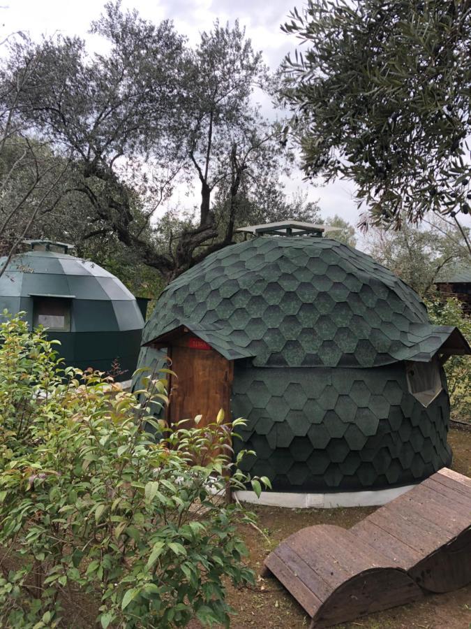 Hotel Nisi Glamping Paralía Rachon Exterior foto