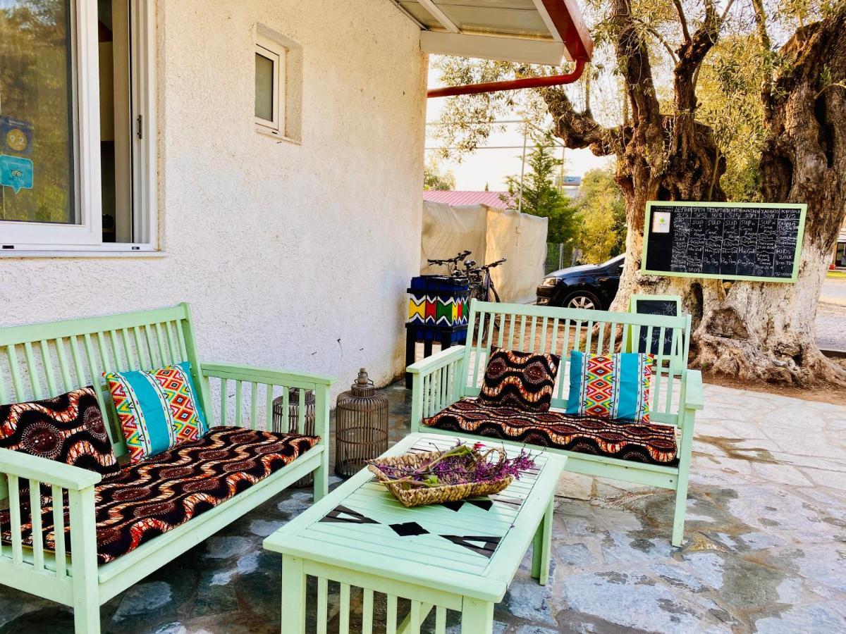 Hotel Nisi Glamping Paralía Rachon Exterior foto